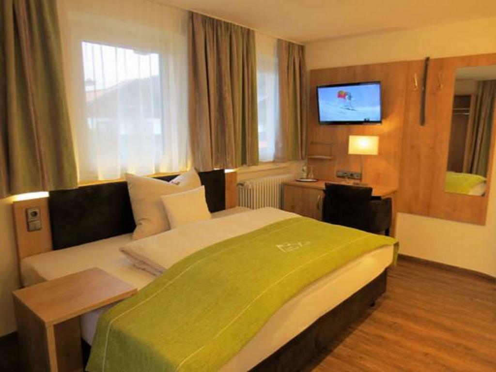 Hotel Alp Inn - Chiemgaukarte Inclusive Ruhpolding Ngoại thất bức ảnh